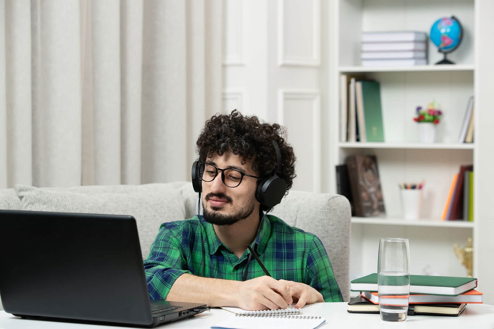AI-Powered Problem Solving in the Workplace